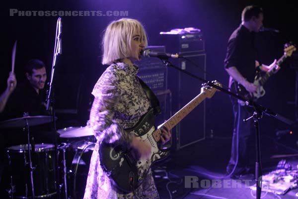 THE JOY FORMIDABLE - 2009-01-15 - PARIS - La Maroquinerie - Rhiannon Bryan - Rhydian Dafydd - Matt Thomas